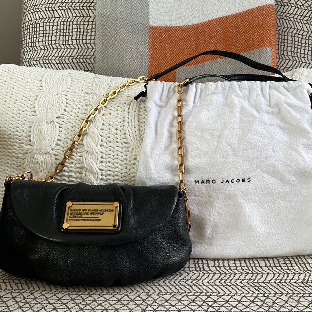 Pre-loved Marc Jacobs black crossbody bag